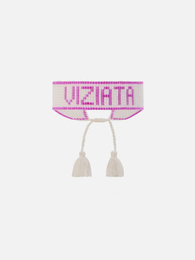 Bracciale in tessuto con lettering Viziata in perline rosa