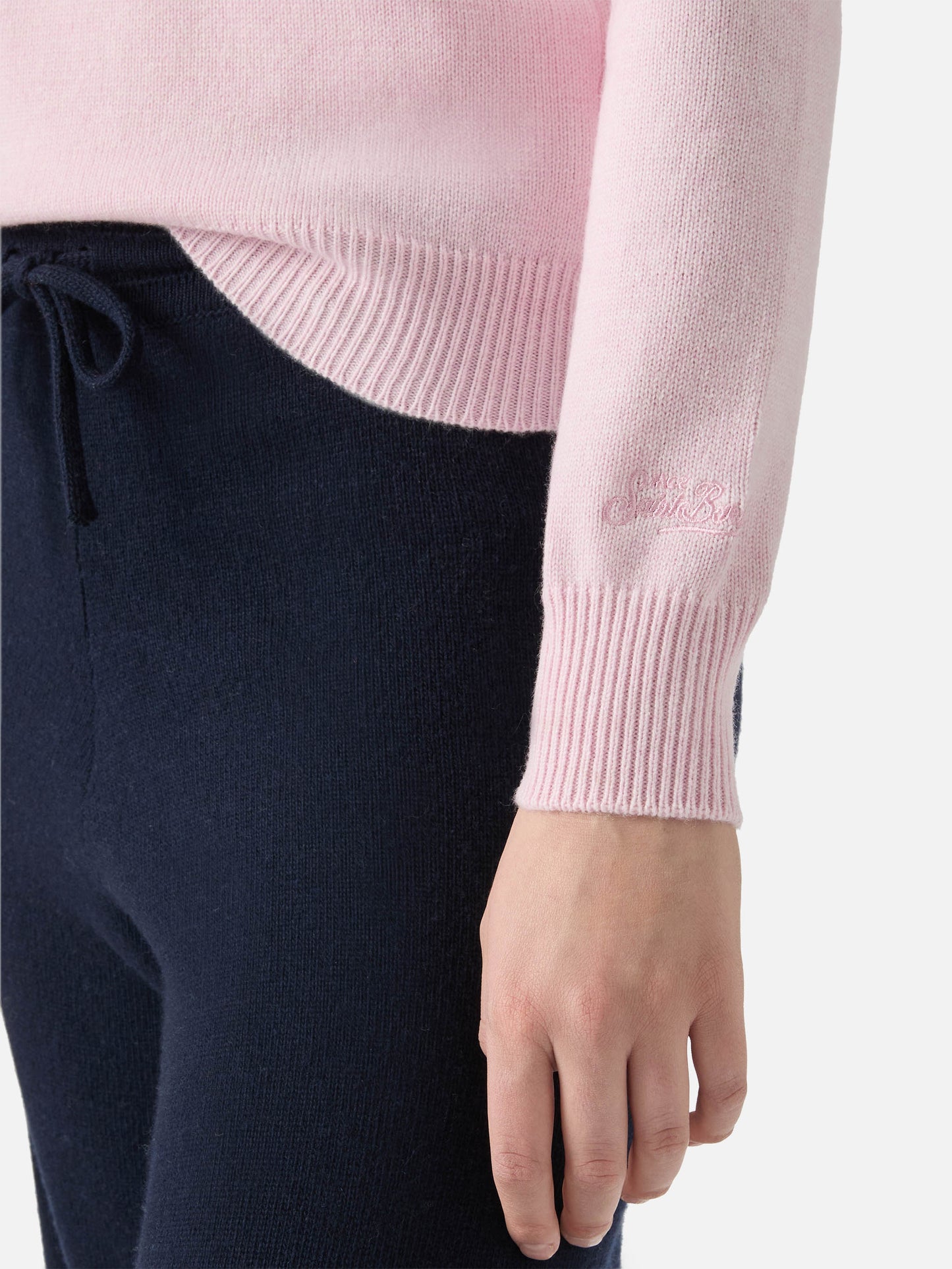 Neues Queen-Crewshirt in Weiß mit Sono a dieta (Domani)-Jacquard