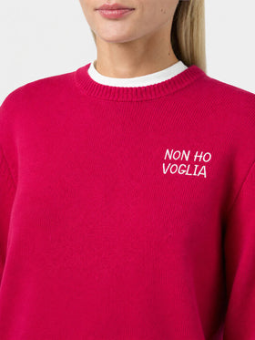 Neuer bordeauxroter New Queen Pullover mit „non ho voglia“-Stickerei 