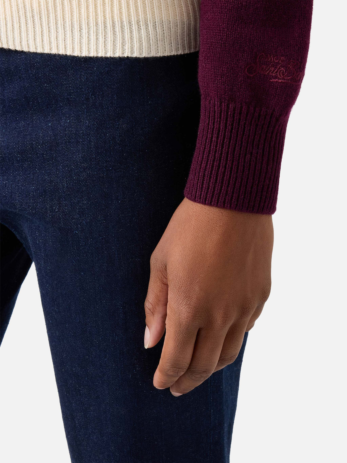 Jersey de punto con cuello redondo Bordeaux New Queen con intarsia The End 