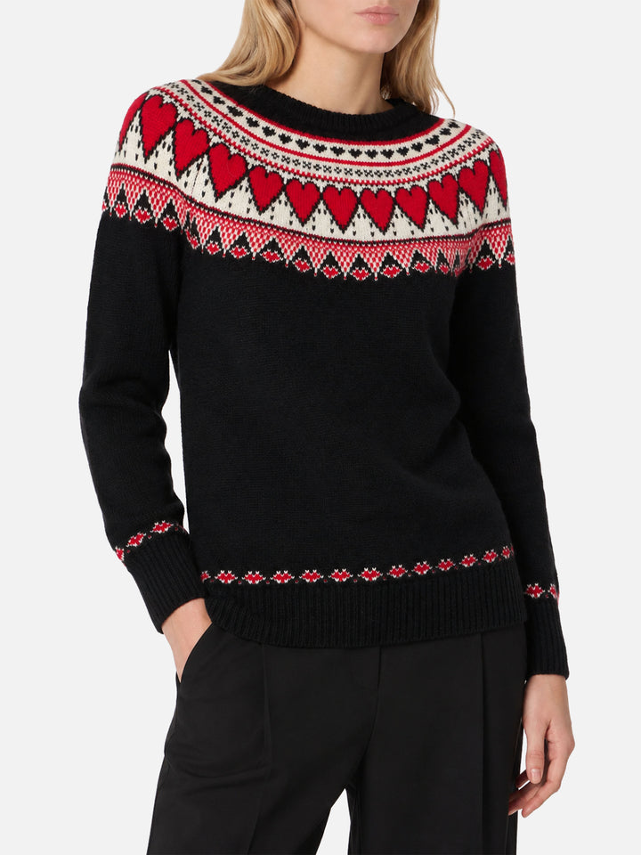 Schwarzer New Queen Nordic Pullover mit Herz-Jacquard 