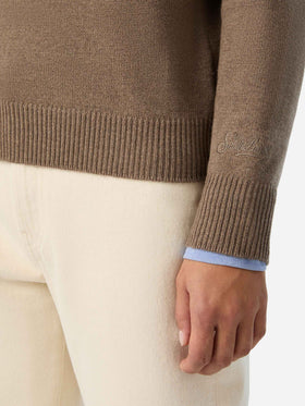 Military green New Queen wool and cashmere blend crewneck with Sono Una Ragazza D'Oro embroidery