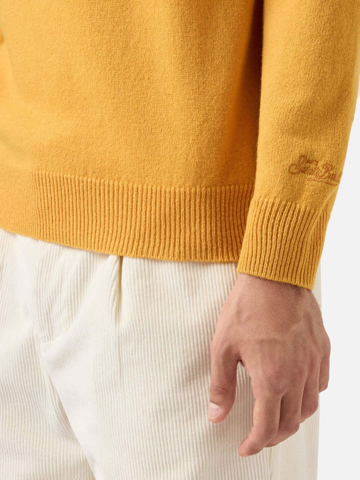 Regent yellow ochre lambswool sweater