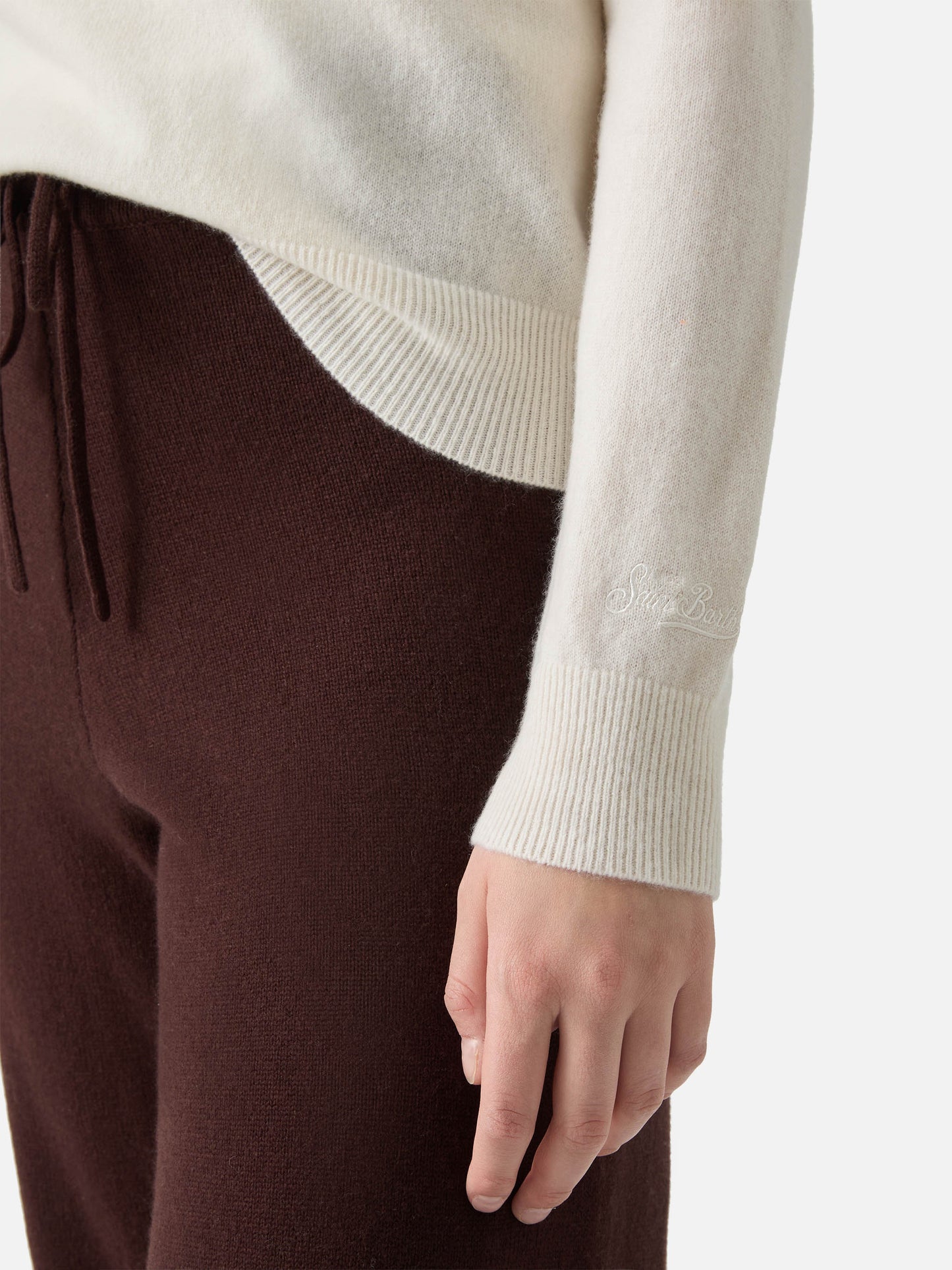 100% CASHMERE Sorbonne sweater in white