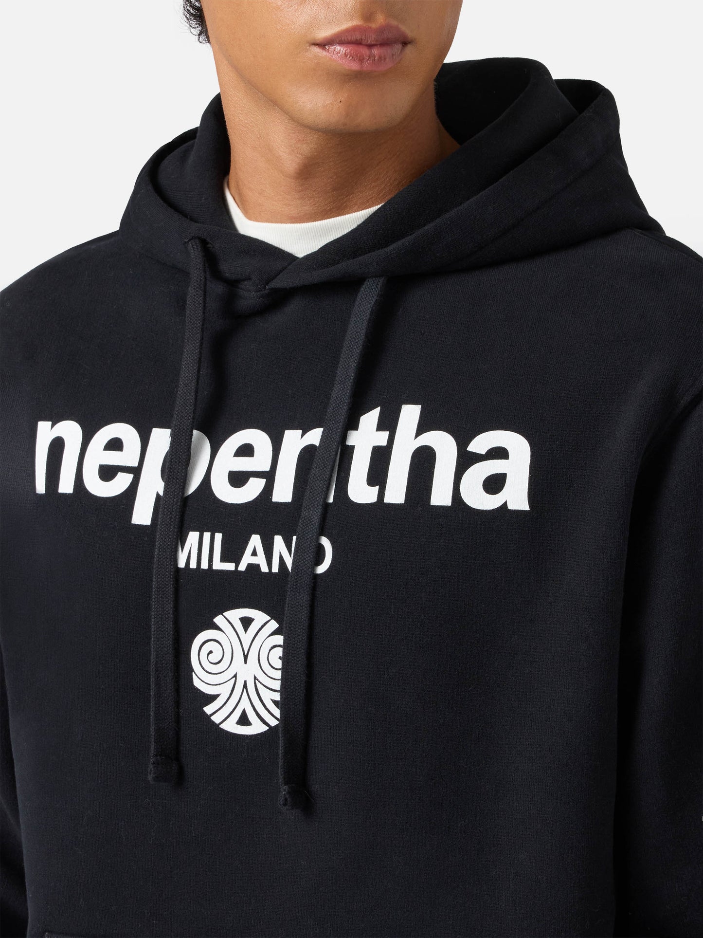 Felpa Tribeca in cotone nero con cappuccio e stampa Nephenta | NEPHENTA SPECIAL EDITION