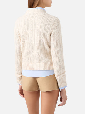 Cardigan Ursule grano in misto lana Donegal con punto trecce