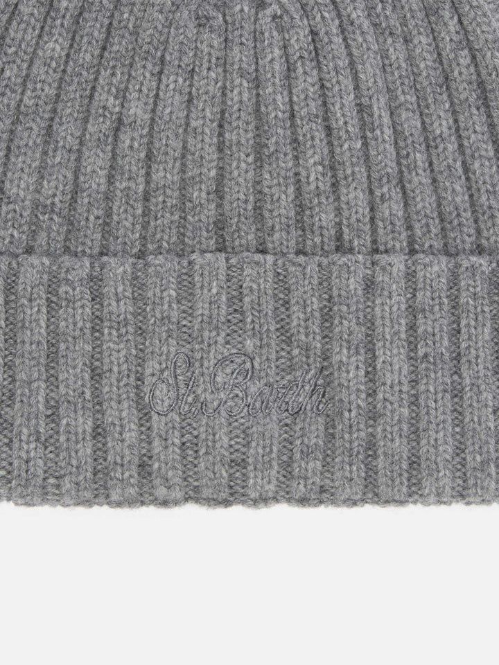 Wengen beanie in grey melange wool with St. Barth embroidery on the turn-up