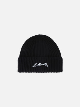 Bonnet en cachemire Wengen noir avec broderie St. Moritz | Special edition 
