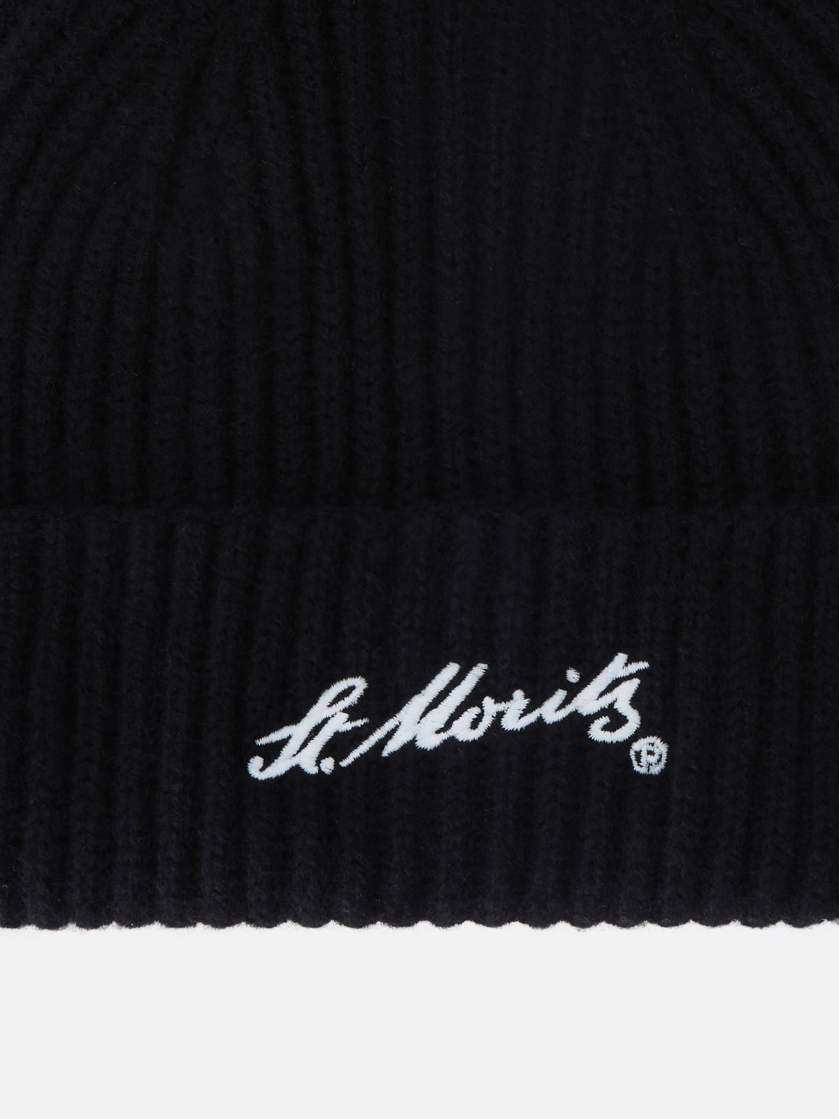 Bonnet en cachemire Wengen noir avec broderie St. Moritz | Special edition 