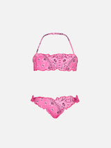 Bikini da bambina a fascia con stampa bandana rosa