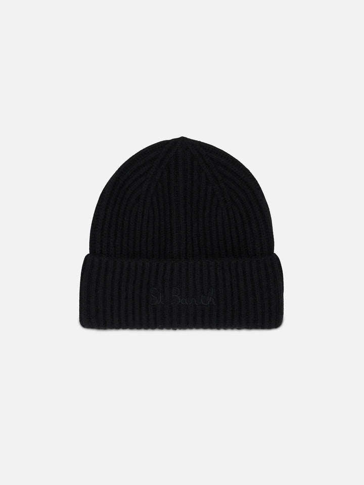 Woman black beanie with St. Barth embroidery