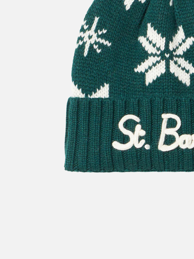 Boy green beanie with norwegian pattern