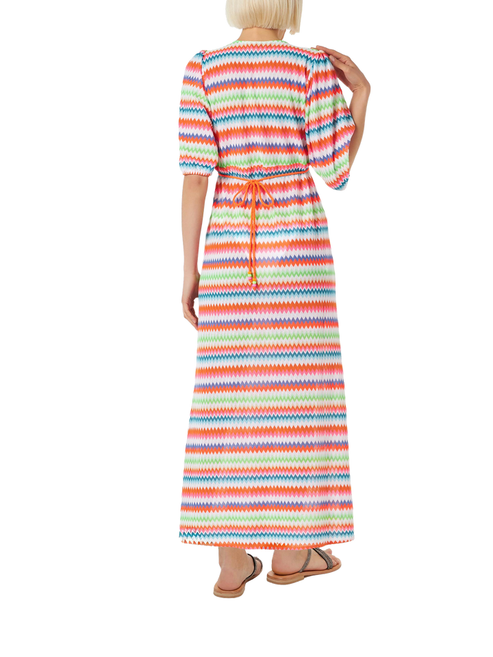 Langes Strandkleid Bliss aus Chevron-Raschelstrick mit Streifenmuster