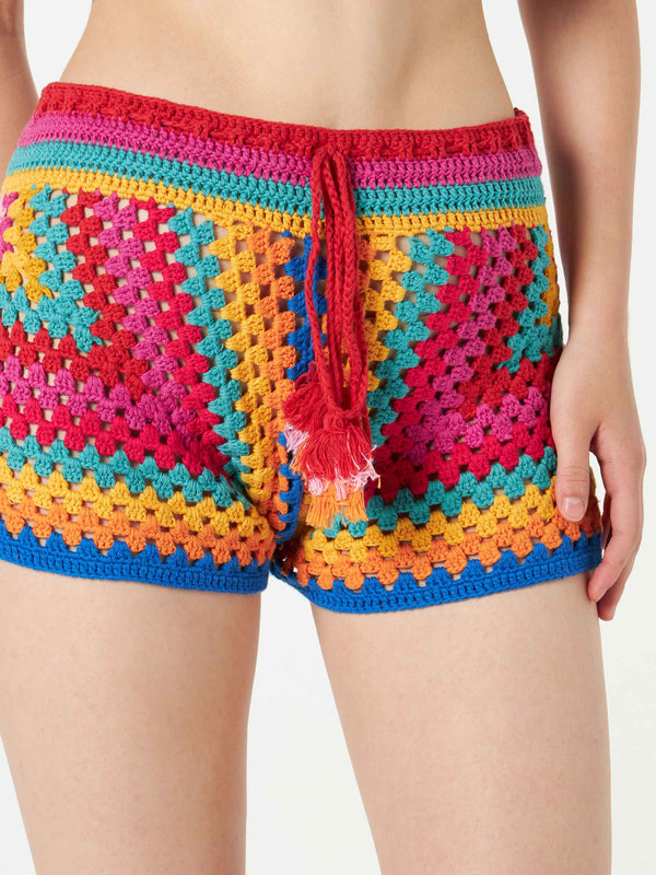 Mehrfarbige Häkelshorts