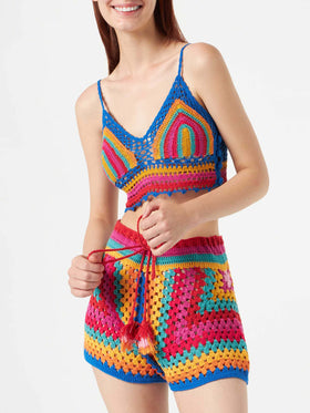 Top all'uncinetto multicolore