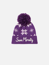 Woman purple beanie with norwegian pattern