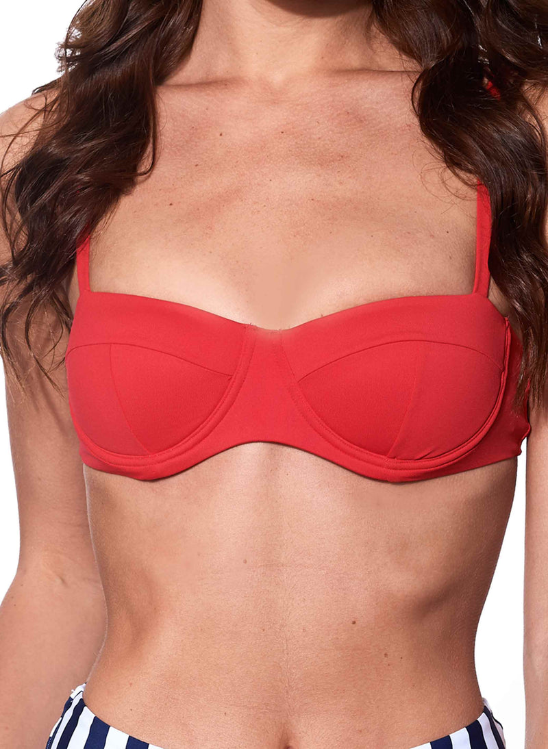 Rotes Bügel-Bralette