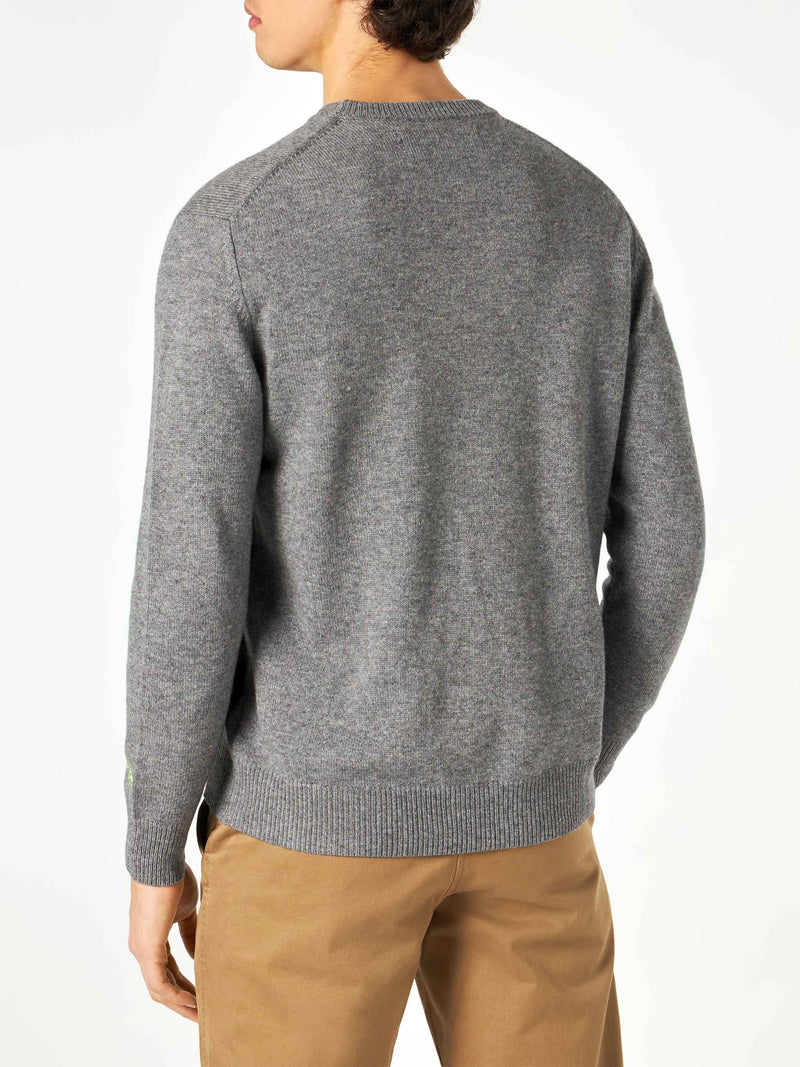 Man grey sweater Sun Moritz Pirates fluo embroidery