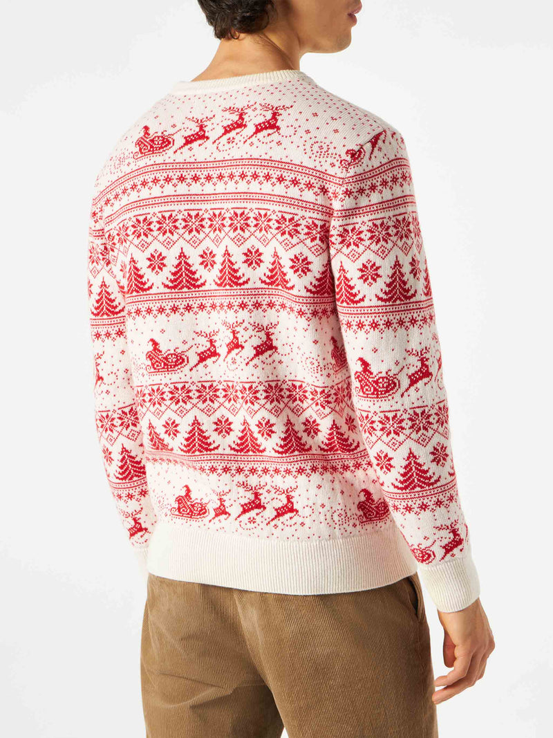 Man white sweater with Christmas print