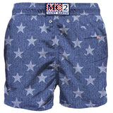 Mittellange Badeshorts mit blauen Sternen