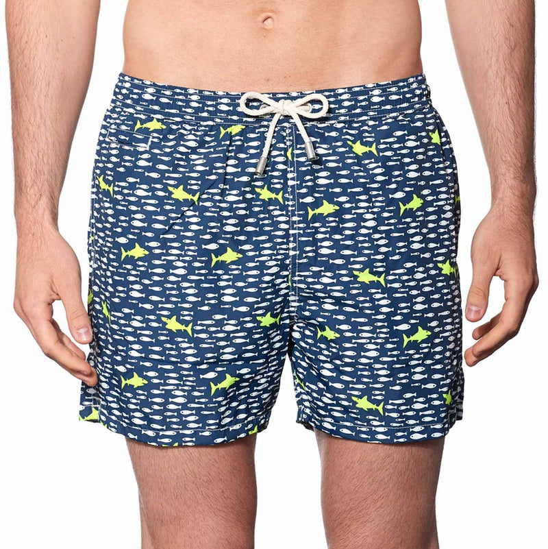 Herren-Badeshorts aus leichtem Stoff mit Hai-Print