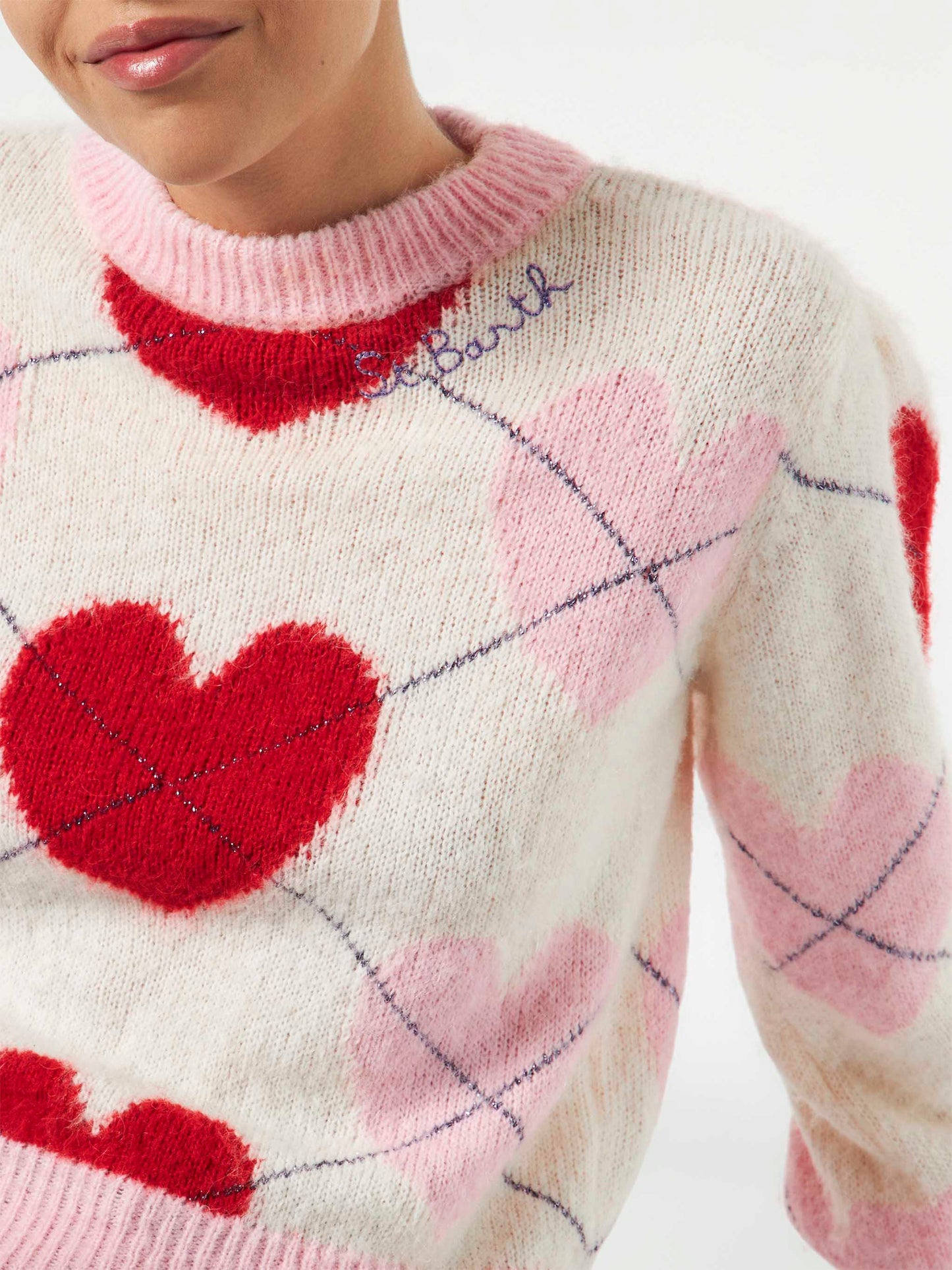 Maglione garzato da donna con jacquard argyle e cuori