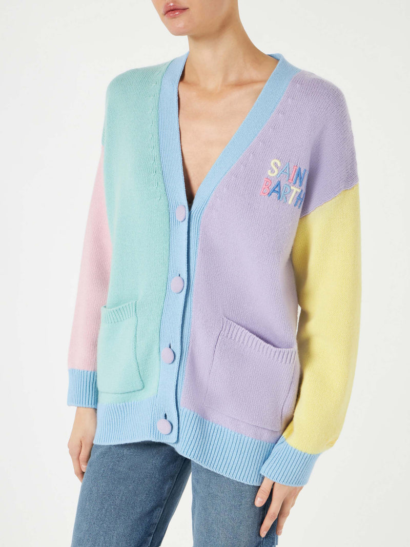 Damen-Cardigan mit Taschen und Saint-Barth-Stickerei