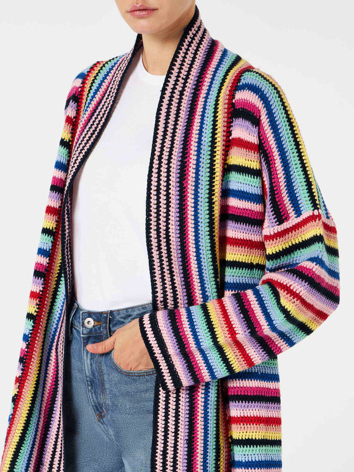 Cappotto crochet multicolore con cintura
