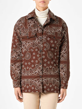Damenjacke mit Bandana-Print